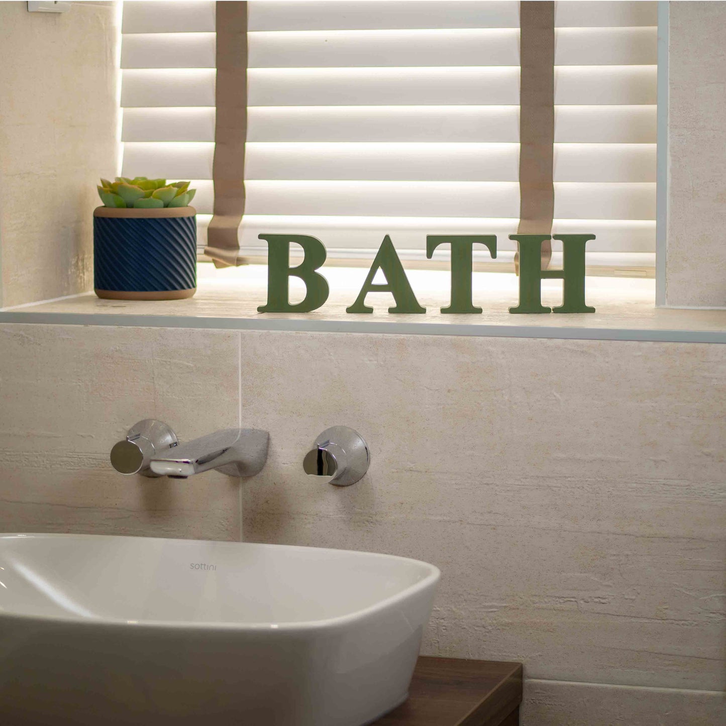 Bath Bathroom Ornament Freestanding Decorative Letters - Serif Font in Black