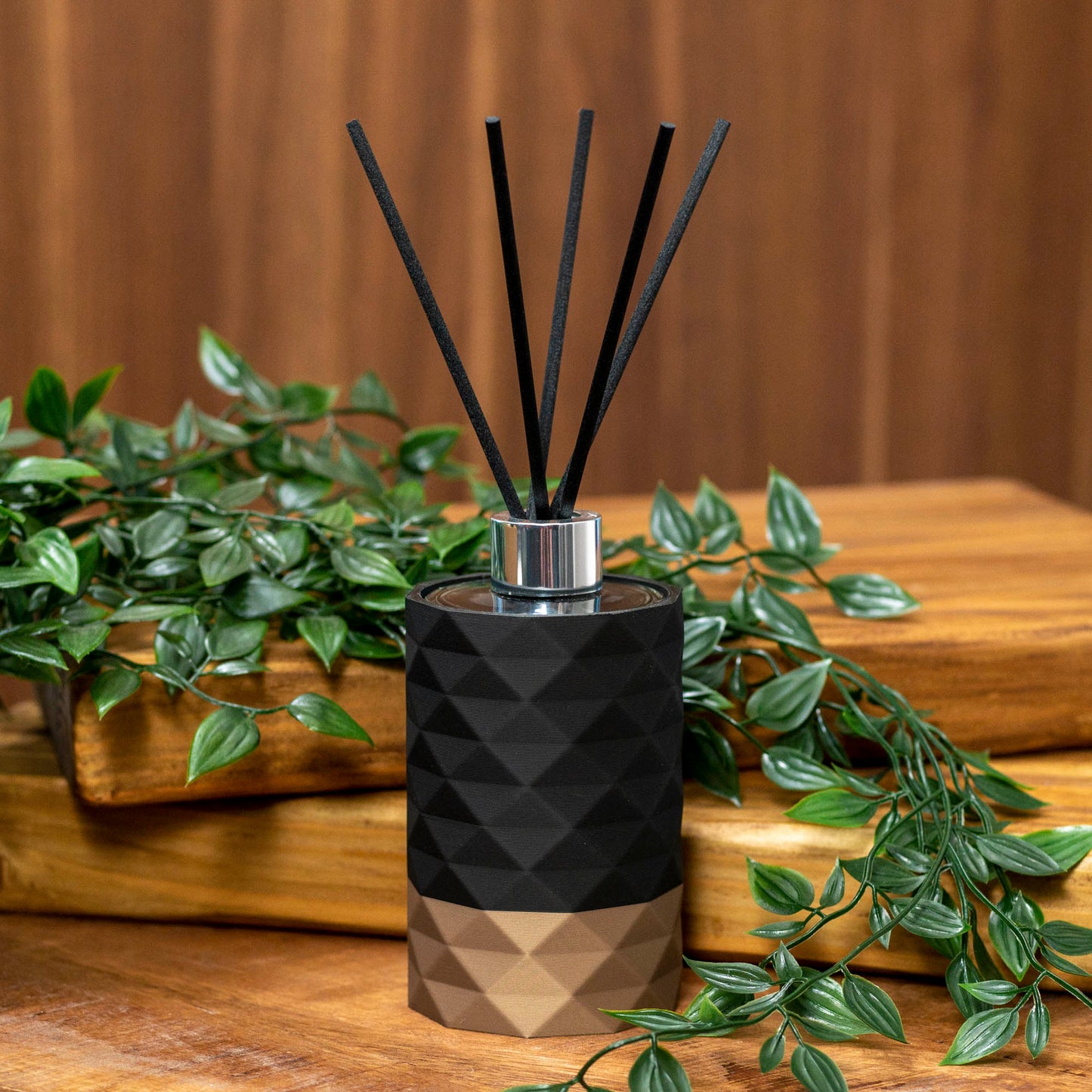 Reed Diffuser Bottle (100ml) with Diamond Pattern - Navy Blue, Sage Green, Black & Gold - Vantage 3D Prints