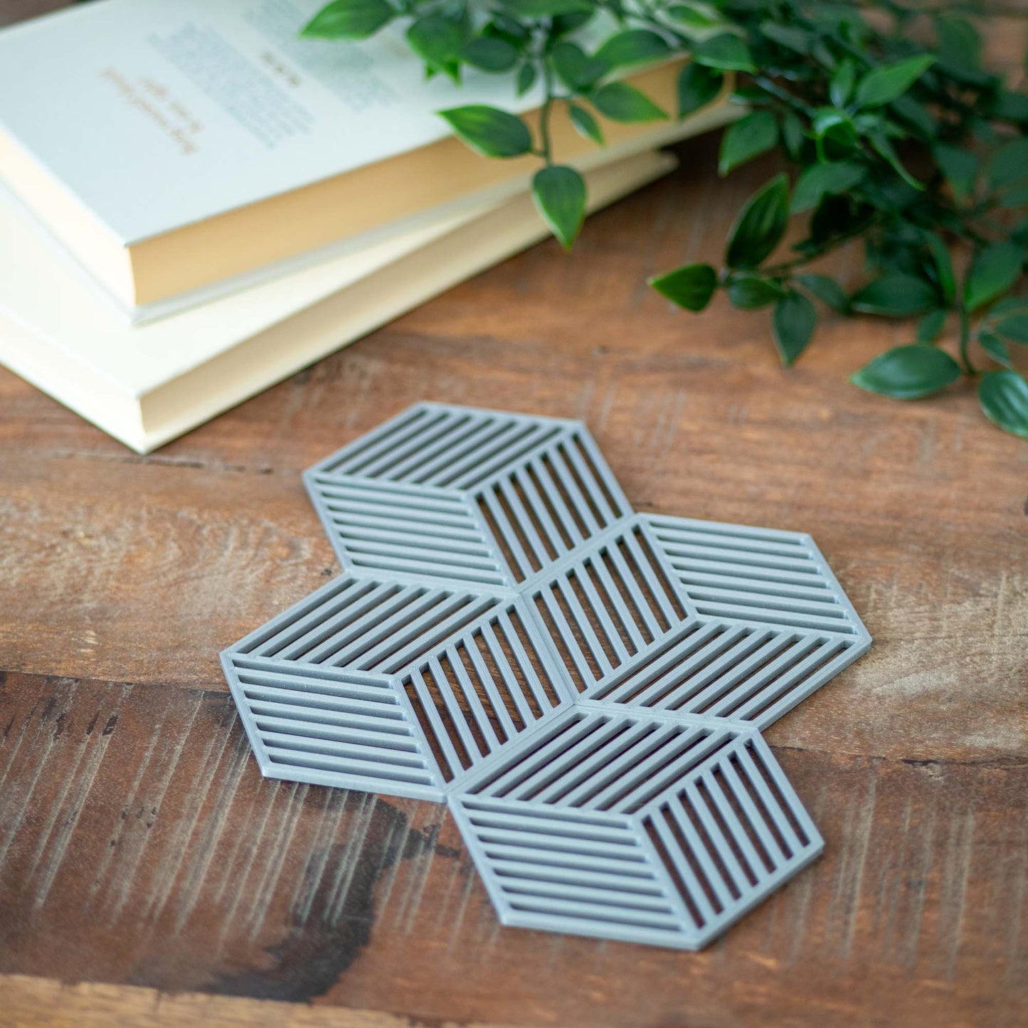 Silver Coloured - Geometric Cube Coasters - 4 or 8 Pack