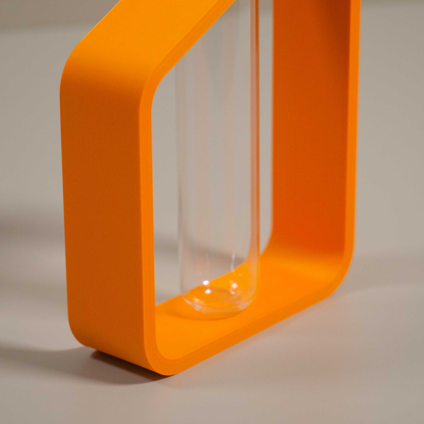 Modern Test Tube Bud Vase – Bold Colour Propagation Station – Minimalist Single Stem Display