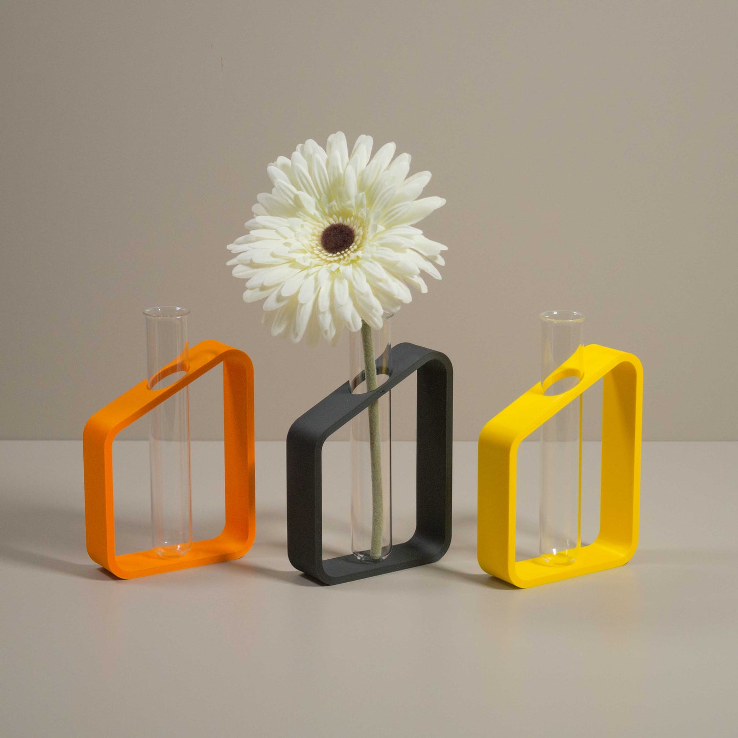 Modern Test Tube Bud Vase – Bold Colour Propagation Station – Minimalist Single Stem Display