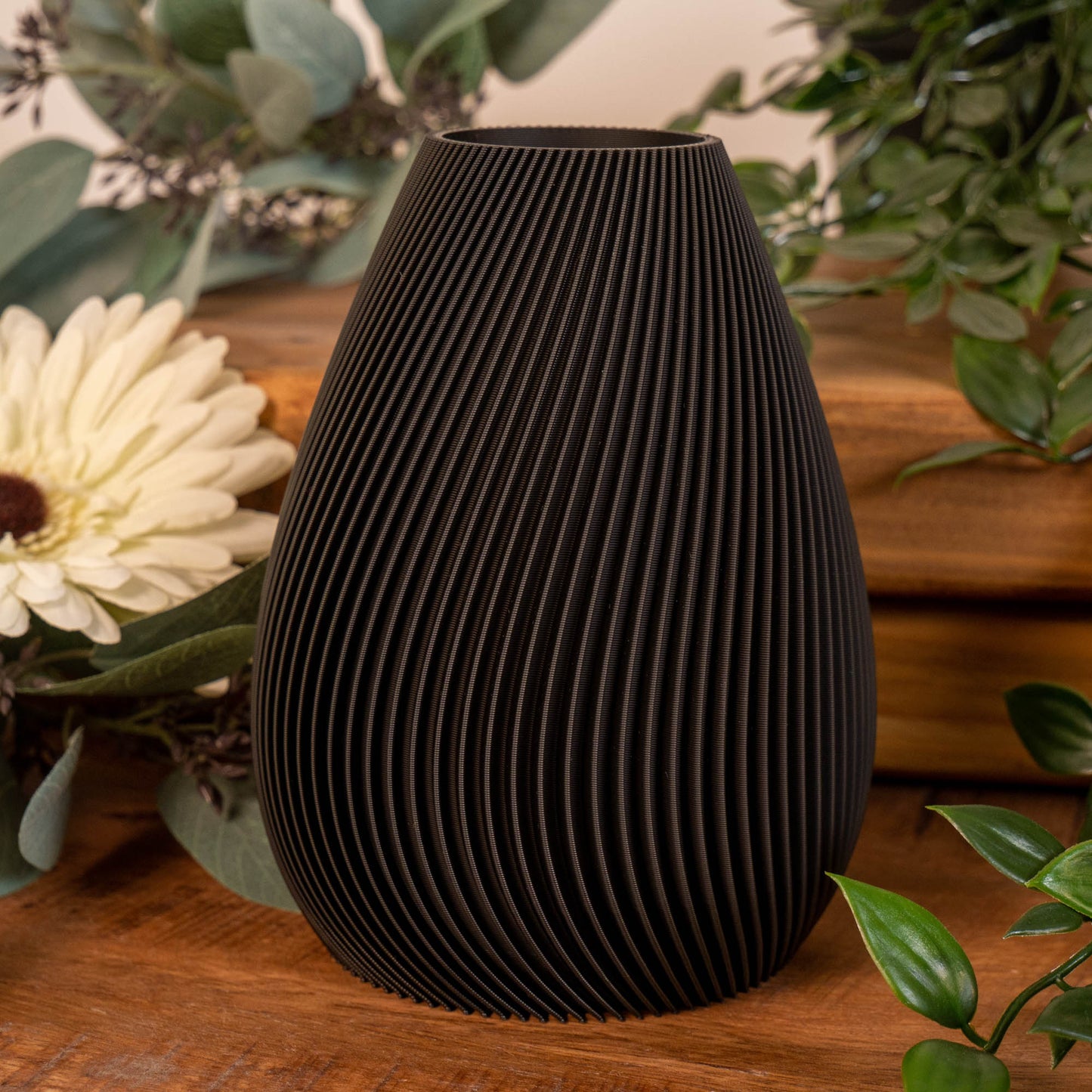 Ribbed Vase - Orange (For artificial or dried flowers only) - Vantage 3D Prints