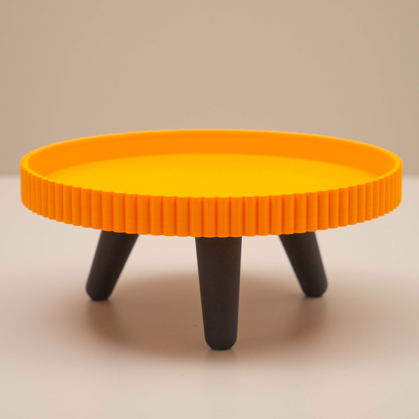 Modern Ribbed Plant Pot Stand with Legs – Indoor Display for Small Pots – Colourful, Quirky Decor & Trinket Dish